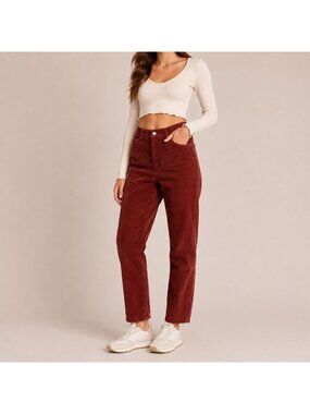 Levi's High Waisted Mom Jeans Corduroy Rust Brown Size 26 Women's Tapered Retro